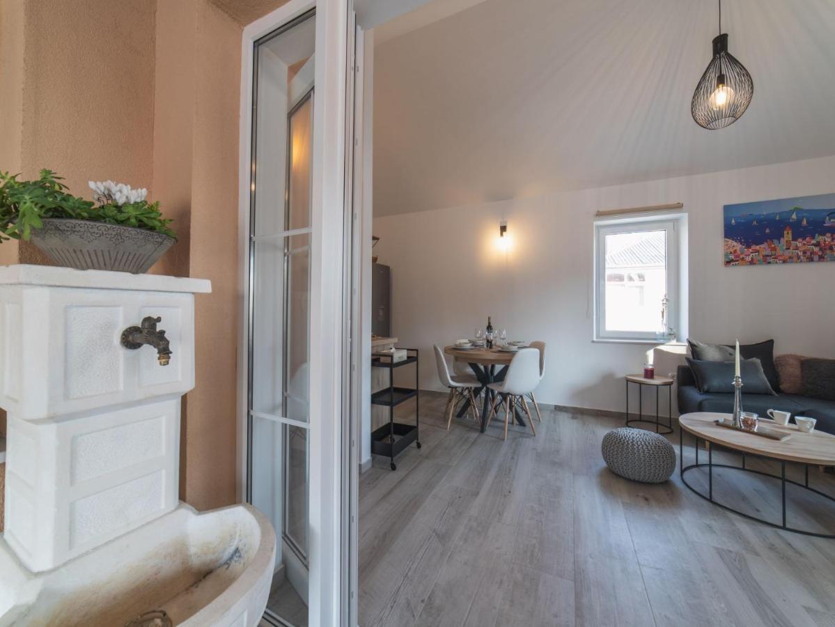 Apartment Fiora Kaštela Eksteriør billede