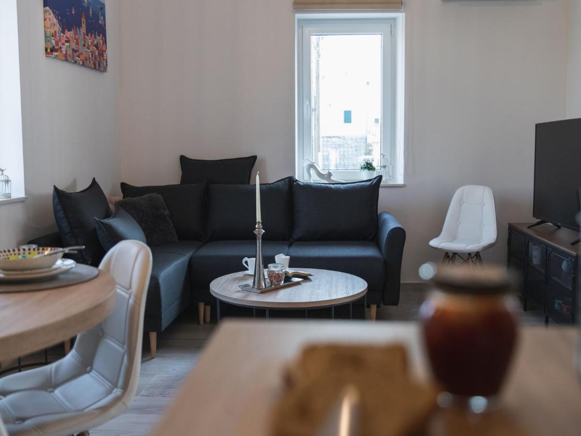 Apartment Fiora Kaštela Eksteriør billede