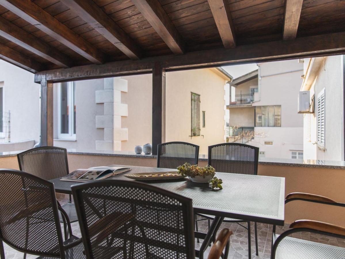 Apartment Fiora Kaštela Eksteriør billede
